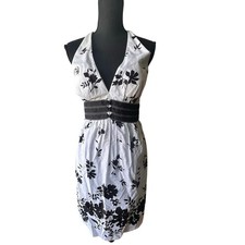 Elegant White House Black Market Black & White Floral Halter Dress Size 6
