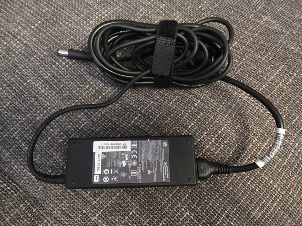 Original HP Netzteil 756414, 90W, 19,5V, 4,62A Ladegerät