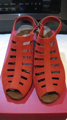 Womens Munro Abby Pepper Red Nubuck Peep Toe Slingback Sandals IOB 9.5 N