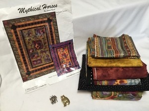 Laurel Burch Mytyczne konie Zestaw kołdry 6 jardów 47" x 62" + broszka dla kota, przypinka plemienna