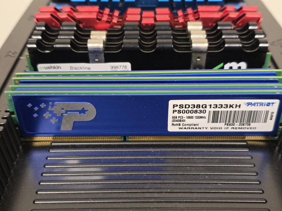 Lote de 40x Mixto Gaming RAM DDR4 DDR3 Escritorio Grandes Marcas LEER DESCRIPCIÓN  Foto 4 de 4