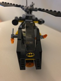 LEGO DC Comics Super Heroes: Batman: Man-Bat Attack (76011) May Be Incomplete 
