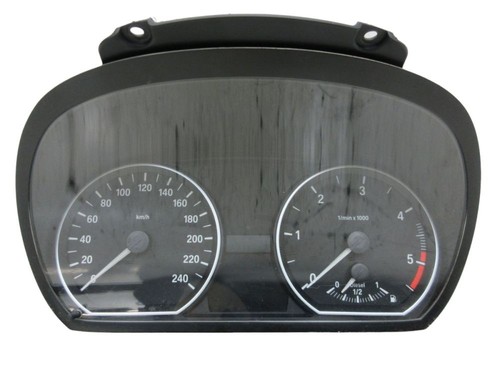 Tachometer Kombiinstrument Km/h Diesel passt für BMW 1 (E81) 118D LCI II 9220949