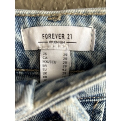 NWT Forever 21 Denim Jean Shorts Blue Distressed Women’s Size 29 - Picture 5 of 8