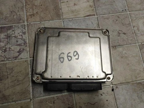 AUDI A6 4B2, C5 Motorsteuergerät ECU 4B1907401D 2.50 Diesel 120kw 2002 18237890