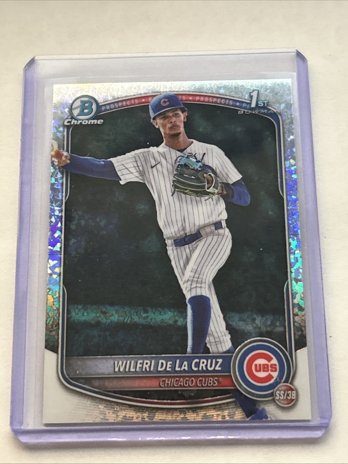 2025 Bowman Chrome Prospects 1st Mini Diamond #BCP-209 Wilfri De La Cruz ! LQQK