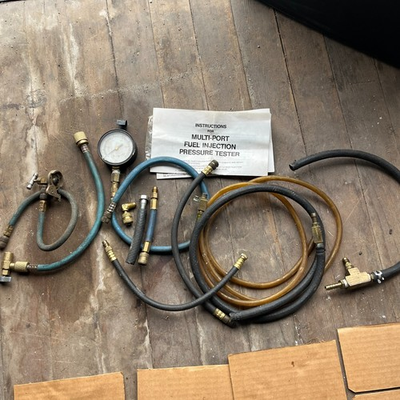 #ad Unbranded Multi Port Fuel Injection Pressure Tester w Many Accessories $20.00