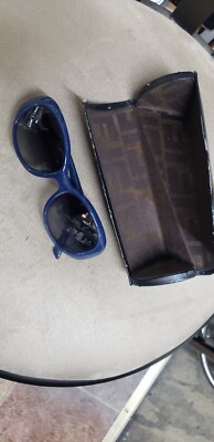 Fendi, Gancy Italy Womens Sunglasses FS5184 Beautiful Blue  display picture 3