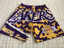Mitchell And Ness Los Angeles Lakers Men  s Large Swingman Shorts