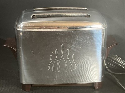 Vintage Montgomery Wards 2 Slice Chrome Toaster 86-2234 Working