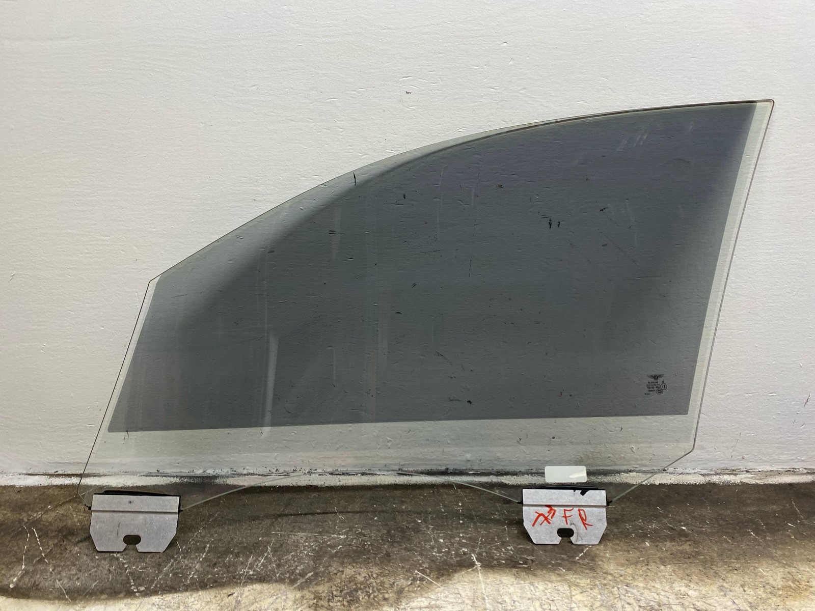 2014-2019 BENTLEY FLYING SPUR OEM FRONT RIGHT DOOR WINDOW GLASS PANEL