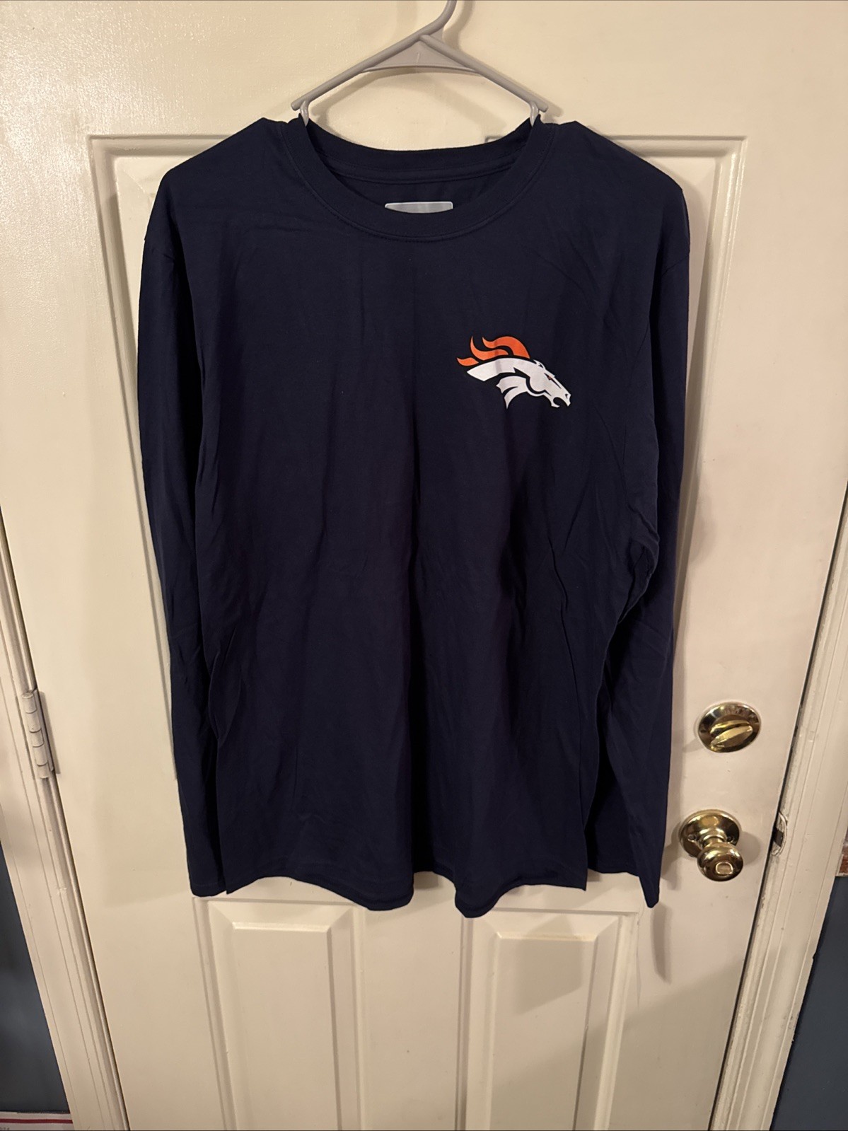 Large Denver Broncos Long Sleeve T Shirt NWT
