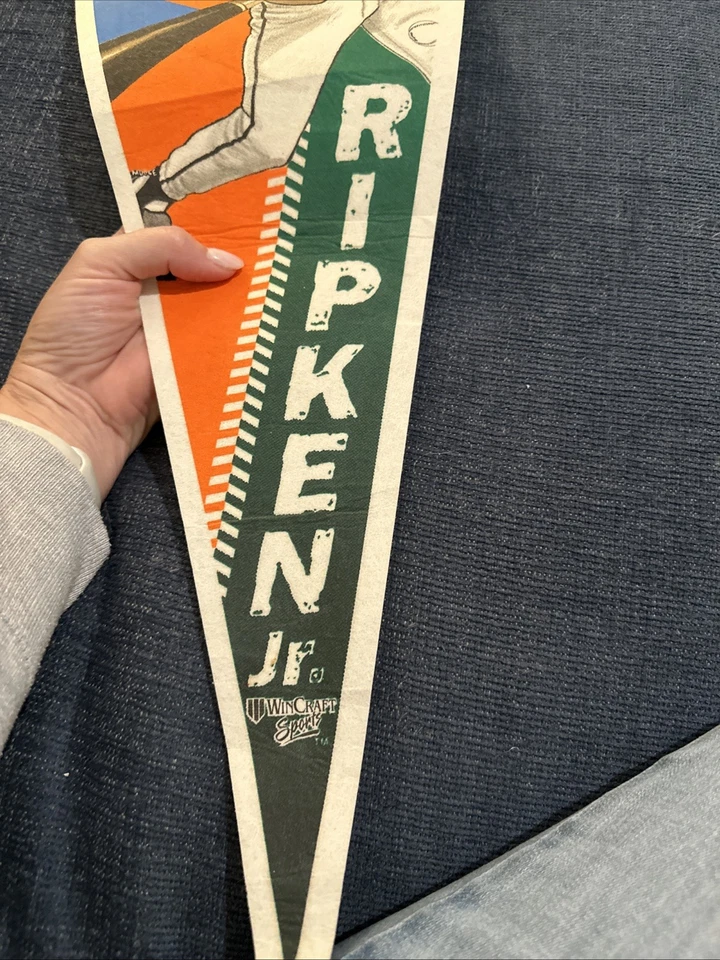 Banderín de fieltro tamaño completo Cal Ripken Jr. #8 de colección de los Orioles de Baltimore Foto 4 de 4