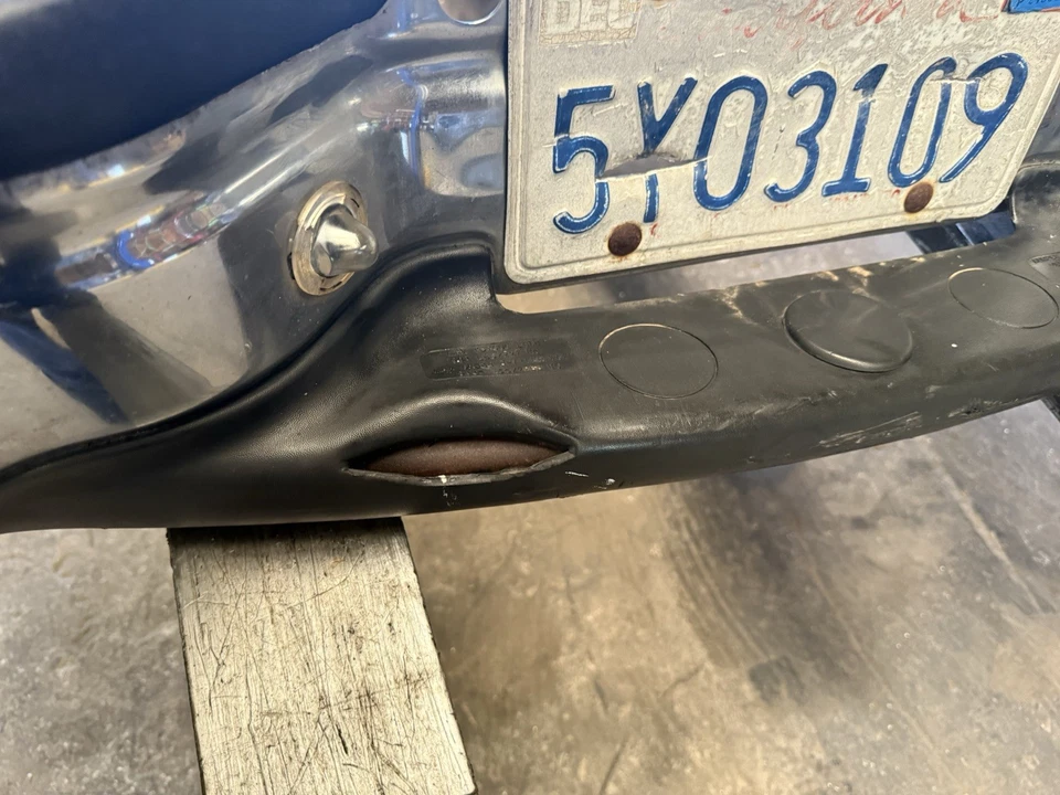 Parachoques trasero Ford F250 F350 Super Duty 1999-2004 cromado de fábrica Foto 3 de 4