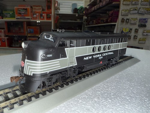 Bachmann HO 68912 EMD FT A New York Central #1600 With DCC/ SOUND - Picture 3 of 7