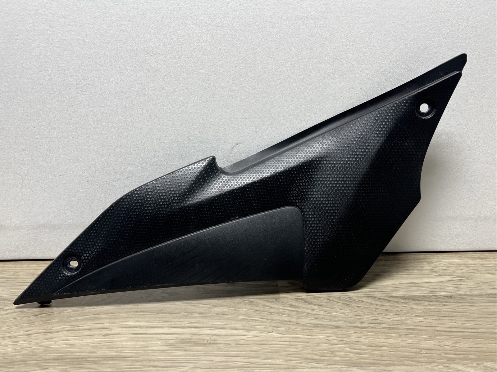 1518 Yamaha Yzf R3 LEFT Front Side Seat Saddle Panel Trim Cowl Fairing
