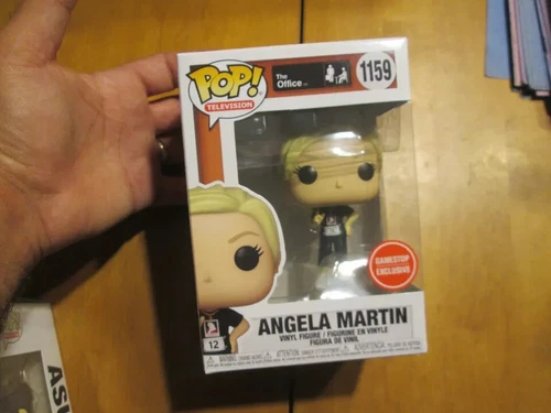 FUNKO POP THE OFFICE ANGELA MARTIN FUN RUN # 1159 EXCLUSIVE GAMESTOP 2021
