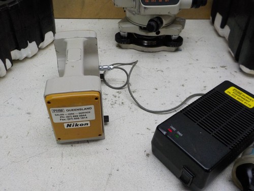 Nikon Theodolite DTM-5 Total Station, with Battery BC-2, Charger & Packing Case. - Picture 19 of 20