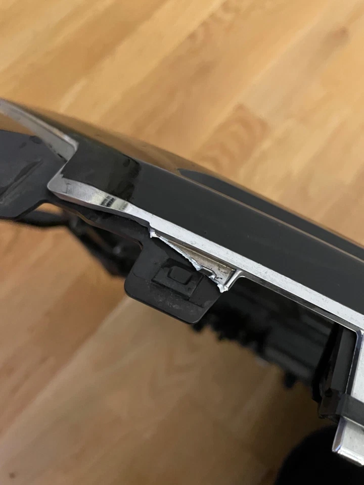 Parrilla delantera cromada original Audi A5 2021 8W6853651BE Foto 3 de 3