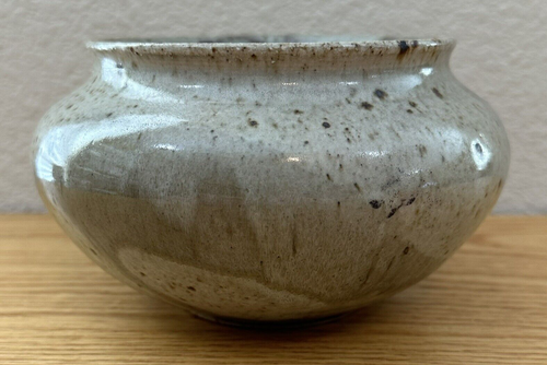 Studio Art Stoneware Pottery Bowl - Red Green Brown Earth Tones - 6" x 3.5" - Picture 4 of 9