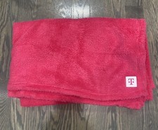 T-Mobile Tuesday Fuzzy Pink Throw Blanket Brand New 52  x 46.5  Tmobile