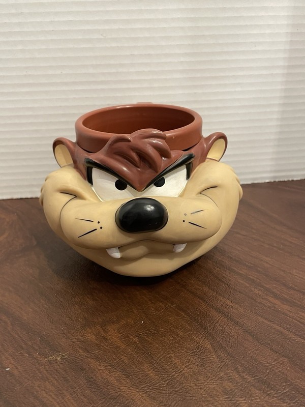 Vintage Warner Brothers 1992 Looney Tunes Taz Tazmanian Devil 3-D Mug Cup