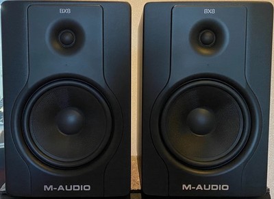 M-AUDIO BX8  D2  PA  STUDIO MONITORS   8 zoll Anlage  2 Lautsprecher + 2 Ständer