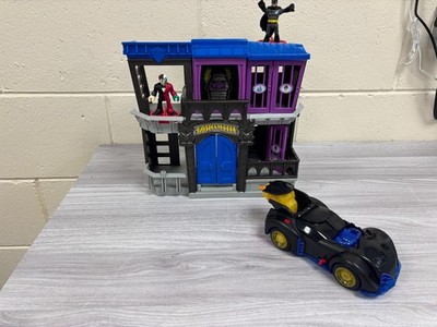 IMAGINEX BATMAN GOTHAM CITY GEFÄNGNIS SPIELSET & SCHLÄGERAUTO - OHNE RAKETEN