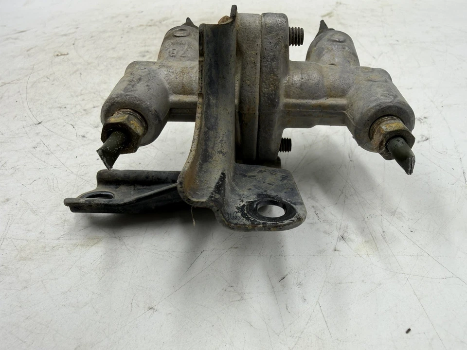 Honda Civic Del Sol 1992-1995 válvula de hélice sin abs 25/25 frenos de tambor OEM Foto 3 de 4