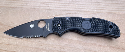Spyderco Native 5 Black CPM-S35VN Combo Blade FRN Handle Folding Pocket Knife