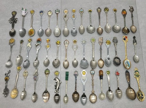 Lot of 45 Souvenir Collector Spoons - International London Canada Bahamas Used - Picture 1 of 21
