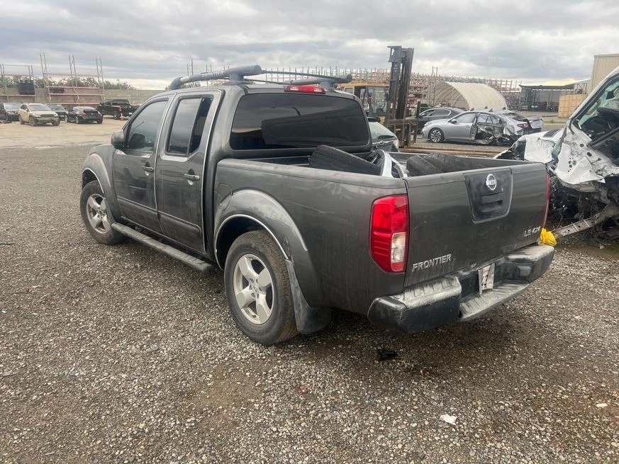 MONTAJE PALANCA DE CAMBIOS TRANSMISIÓN NISSAN FRONTIER 2006 Foto 4 de 4