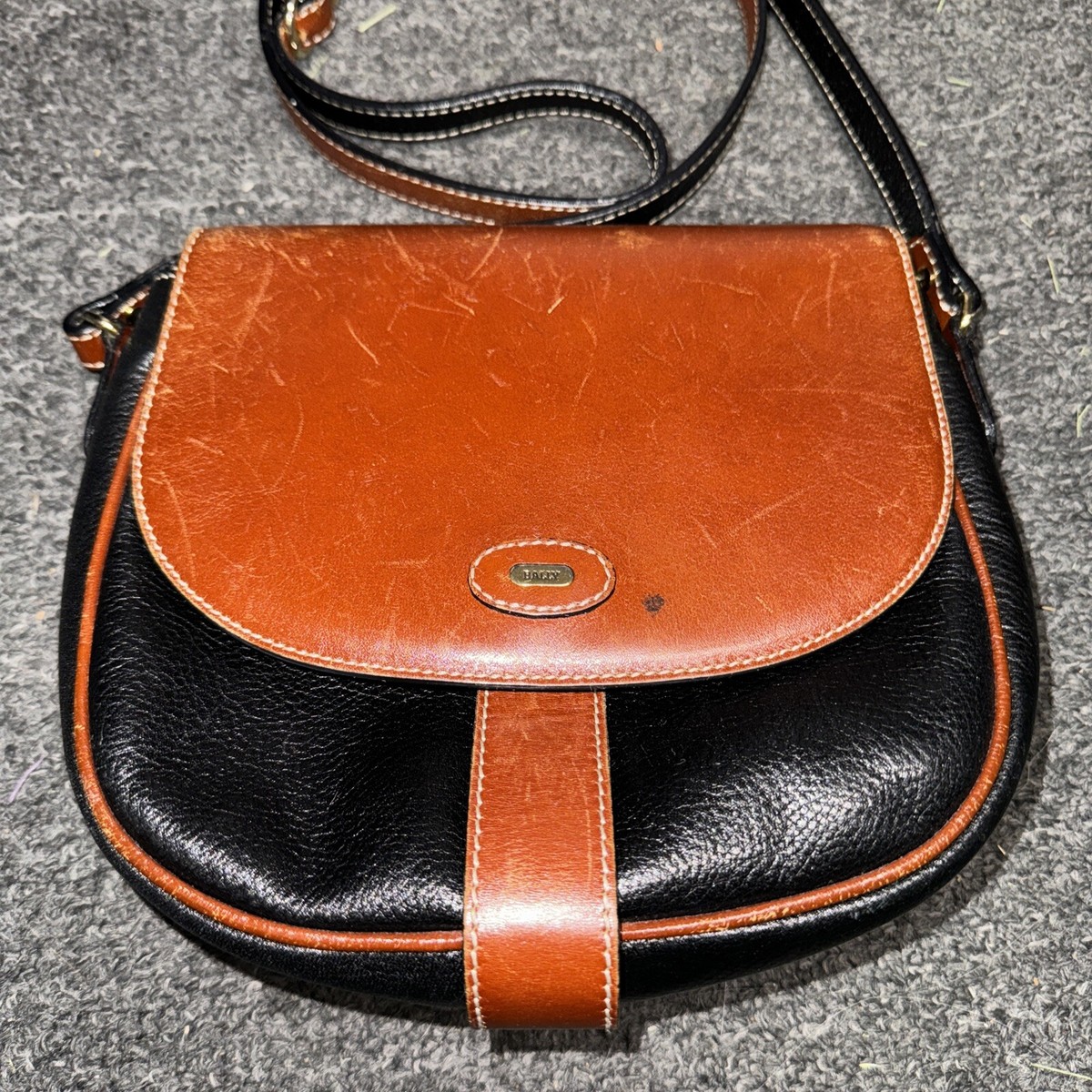 Vintage BALLY Leather Shoulder Bag Crossbody Purse Handbag Vintage BALLY Leather Shoulder Bag Crossbody Purse Handbag