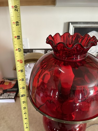 Vintage Victorian Glass Ruby Red Amberina Spiral Optic Shade w/ Bronze Base Lamp - Picture 5 of 11