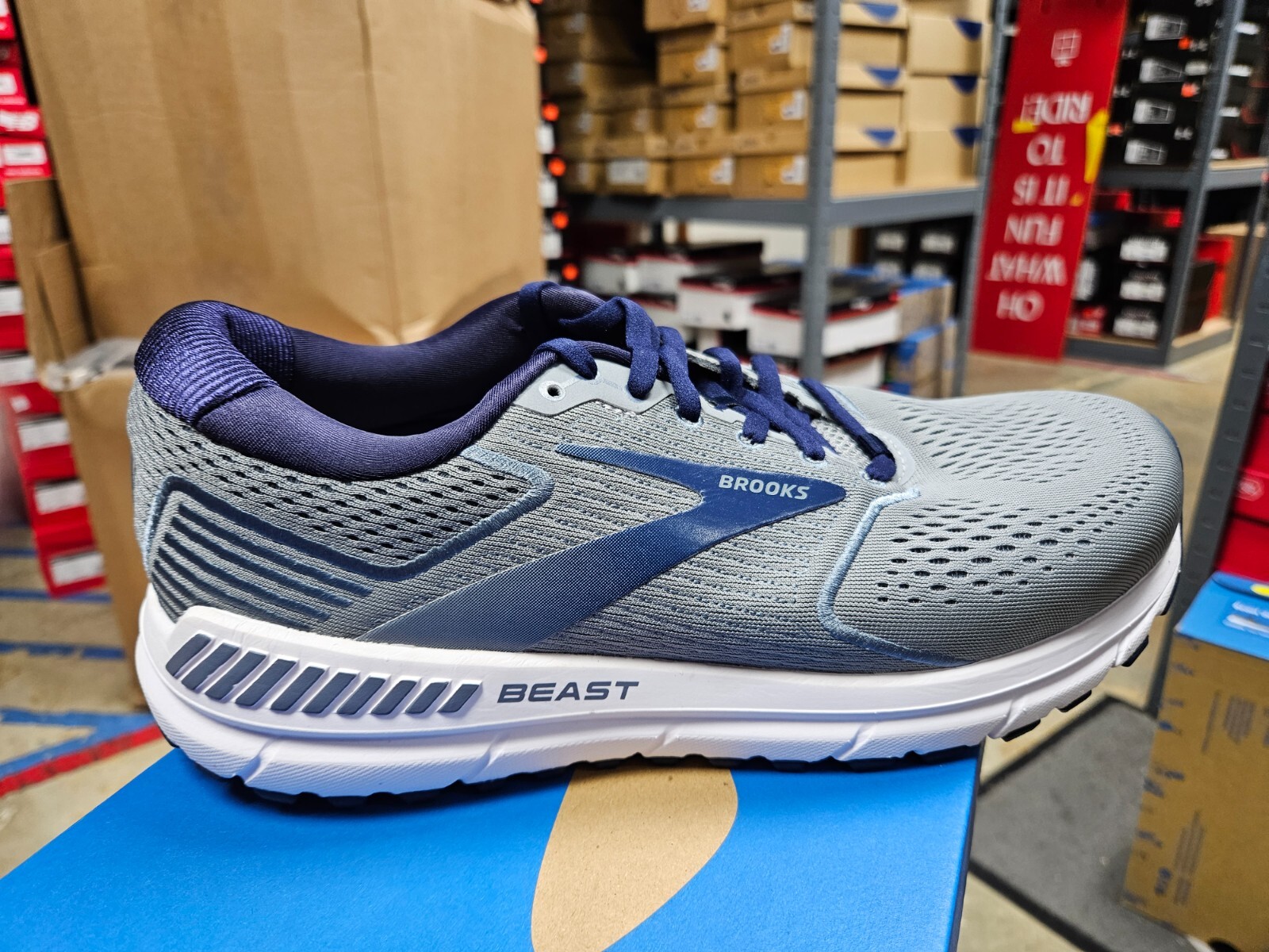 Men's Brooks Beast 20 size 12 4E eBay