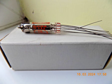 CK7576 Valve Tube, Subminiature VHF/UHF Triode. Manufacturer Raytheon. New