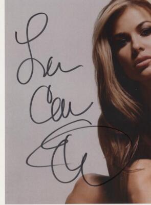 Carmen Electra Actress Autographed 8.5