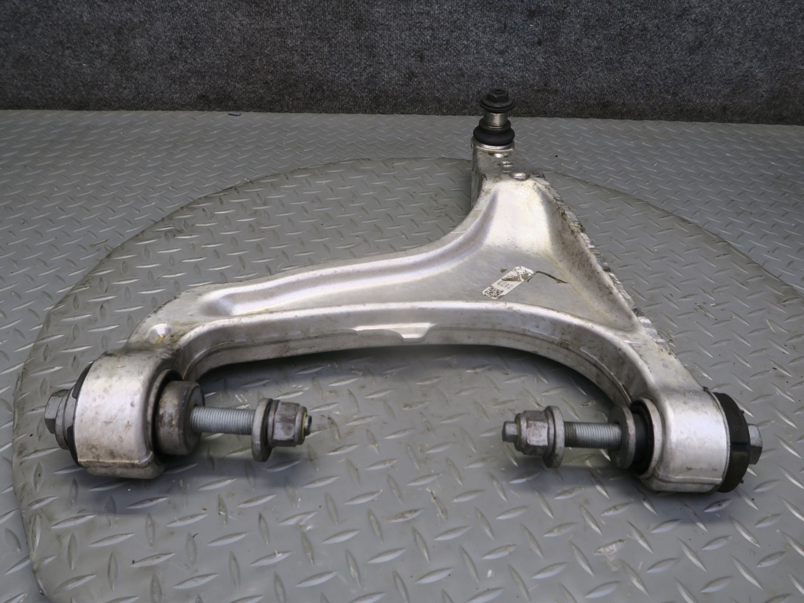 2017-2020 MASERATI LEVANTE M161 FRONT LEFT SUSPENSION LOWER CONTROL ARM
