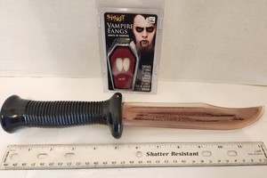 Creepy "Michael Myers" Realistic Plastic Halloween Knife Prop + Vampire Fangs!