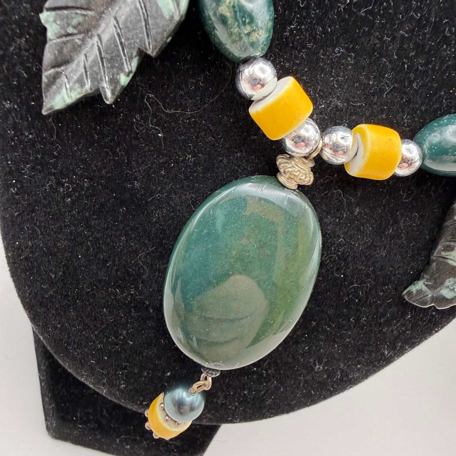 Statement Necklace Green Stone Leaf Carvings Yell… - image 5