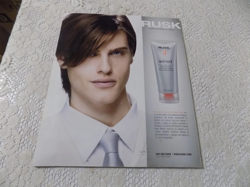 Style Source Magazine ( SPANISH) Christina Aguliera Cover 2007 - Image 2 of 4