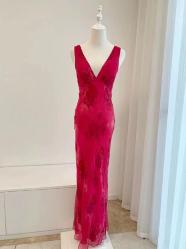 Langes Kleid Damen rosa rot tiefer V-Ausschnitt ärmellos 100% Seide 2023 - Bild 16 von 23