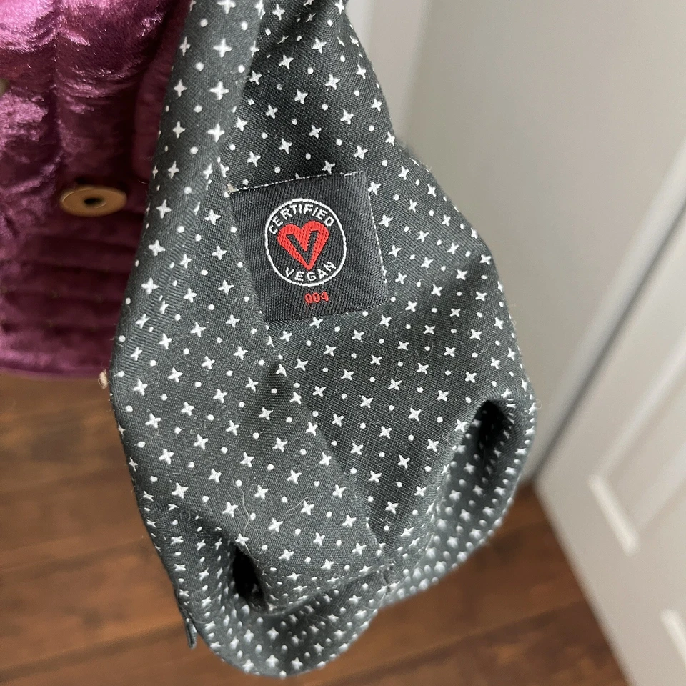 Bandolera Urban Expressions Andromeda Rosa Acolchada Terciopelo Tachuelas Certificado Vegano Foto 4 de 4