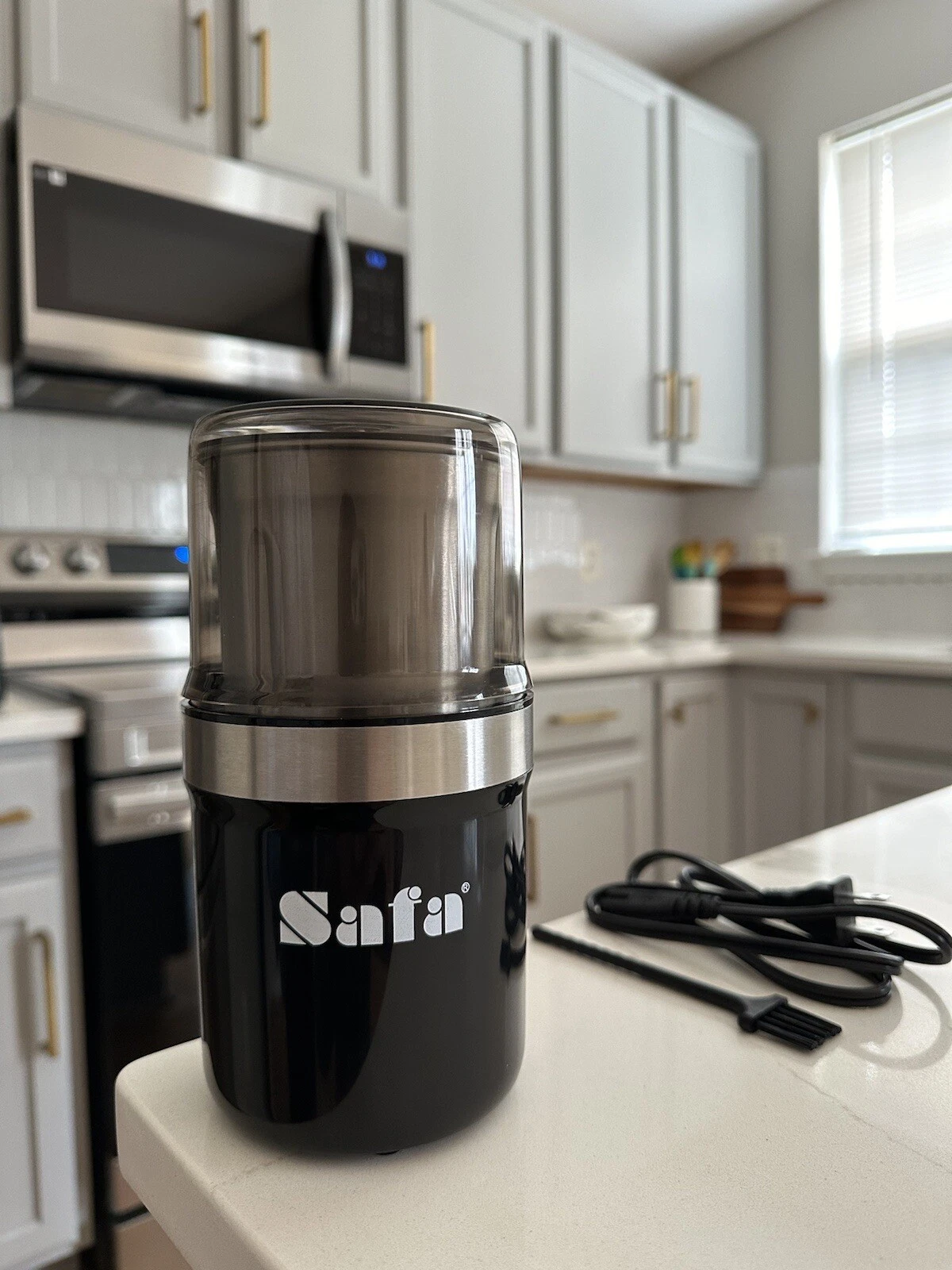 Powerful Electric Coffee Bean, Herb Grinder, Spice Grinder W/Detachable Cup
Opens in a new window or