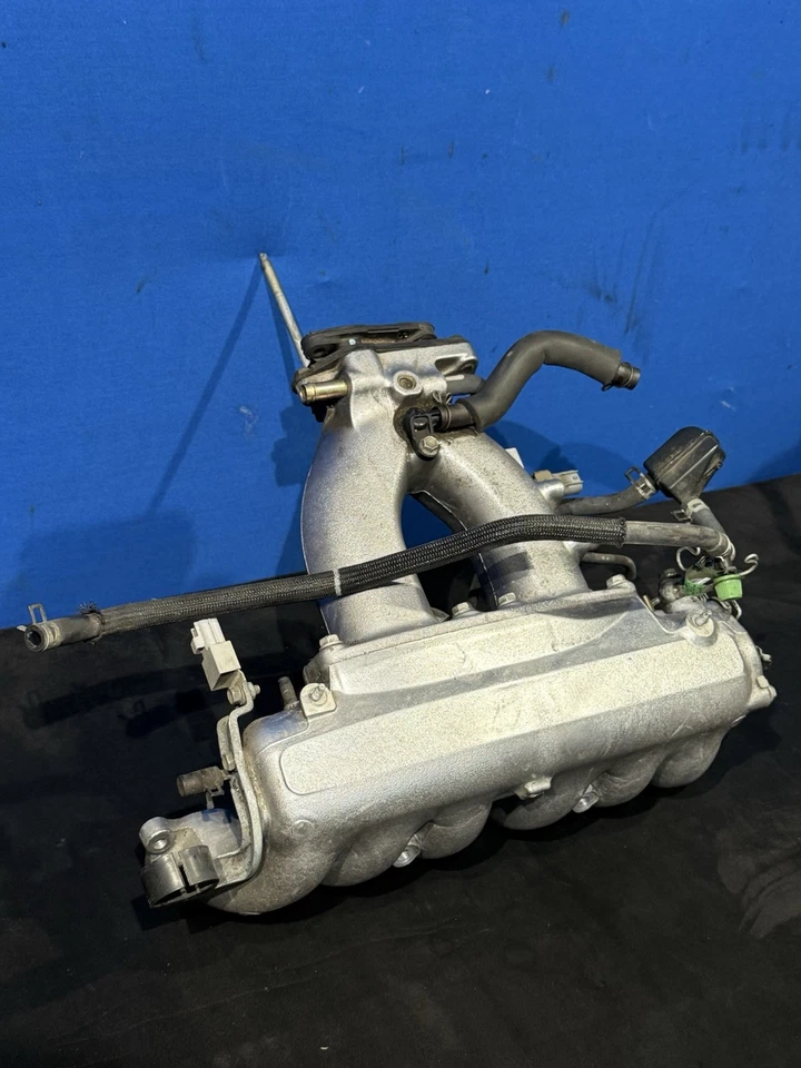 Lexus IS300 2005 colector de admisión superior del motor Foto 4 de 4