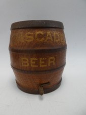 CASCADE BEER TASMANIA TIMBER WOODEN BARREL TREEN OAK BARREL PEN HOLDER STAND