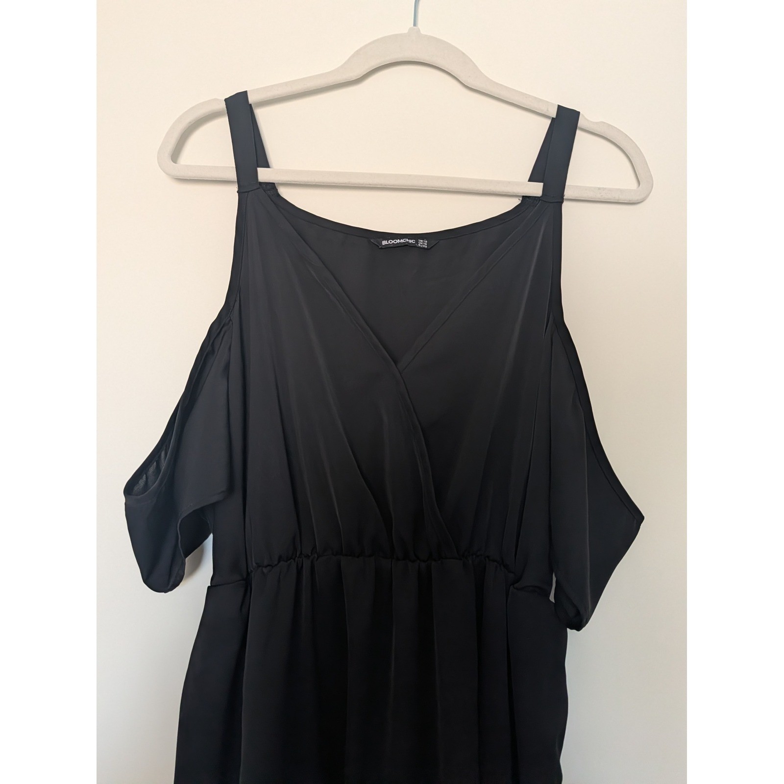 Bloomchic Womens 12 Solid Black Cold Shoulder Lon… - image 2