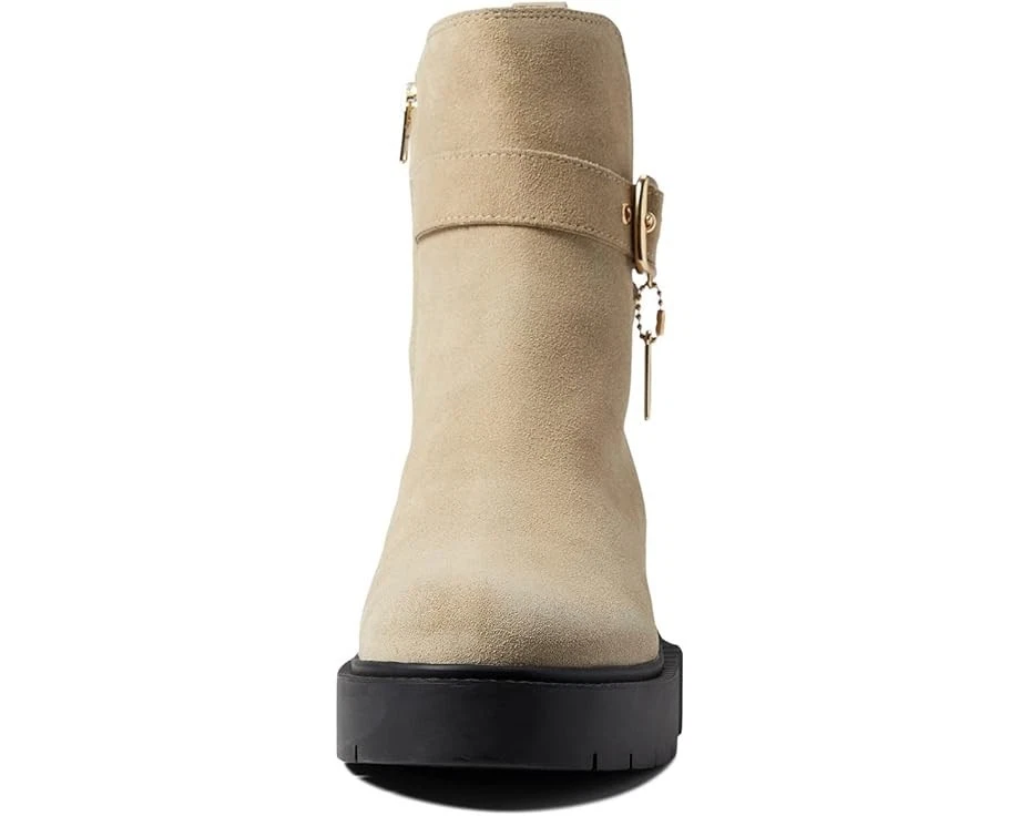 Botín de gamuza con encaje COACH® 8 B para mujer en avena - $275 Foto 3 de 4