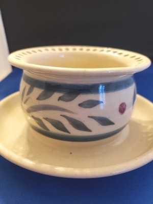 Hilltop pottery bowl with attached plate. Chip And Dip. Hummus, Olives, Crackers
