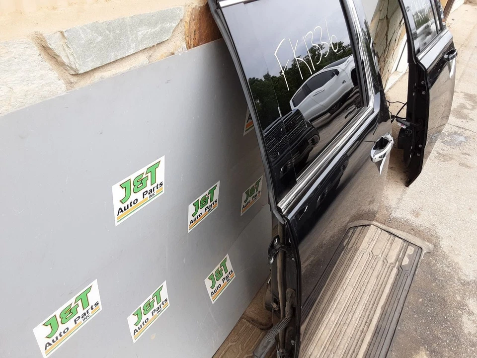 2020-2024 SILVERADO SIERRA 2500 3500 REAR DOOR LH DRIVER SIDE CREWCAB - Image 3 of 4